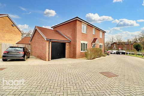 Vulcan Close, Biggin Hill 3 bed detached house for sale