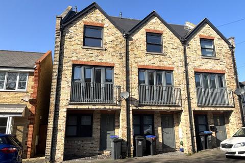 Arnold Road, Margate 3 bed end of terrace house for sale
