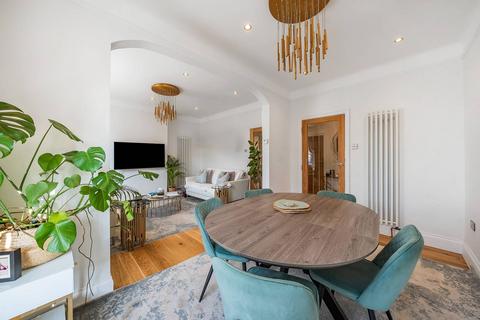 Clarendon Court, Temple Fortune... 3 bed flat for sale