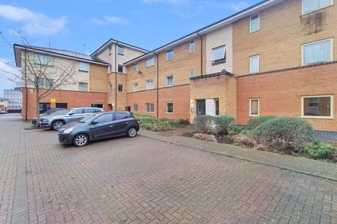 Orton Grove, Enfield, EN1 2 bed apartment for sale