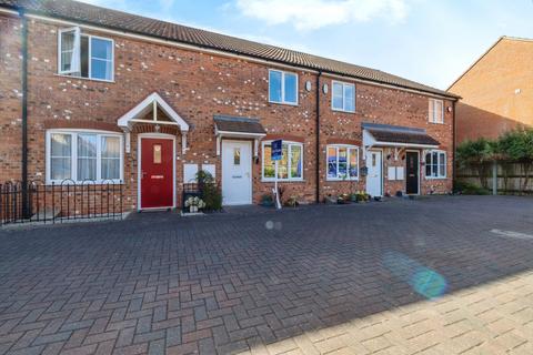 Harrow Lane, Grimsby DN33 2 bed terraced house for sale