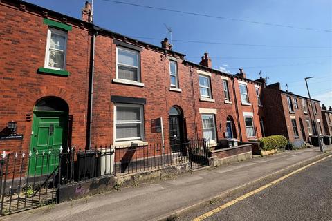 Bridge Street, Macclesfield 3 bed terraced house for sale