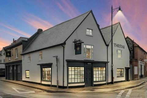 High Street, Ewell Village, Surrey, KT17 1 bed apartment for sale