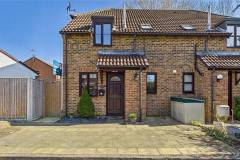 Burdock Close, Surrey GU18 1 bed end of terrace house for sale