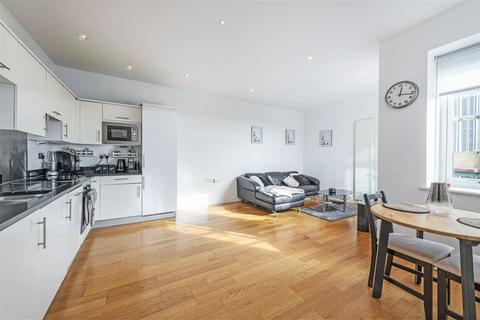 Clapham Common South Side, London 2 bed penthouse for sale