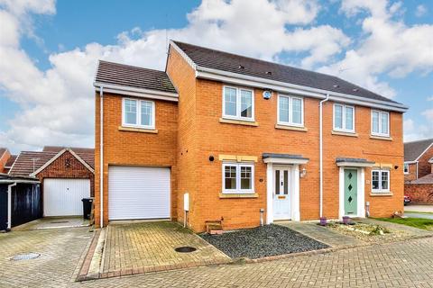 Donside Close, Boldon Colliery 3 bed semi