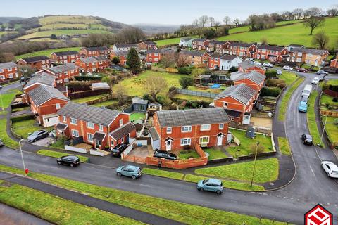 Dan Caerlan, Llantrisant, Pontyclun... 3 bed semi