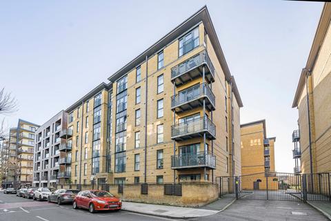 Plough Way, Quinton Court Plough Way... 1 bed flat for sale