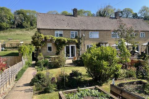 Mill View, Naunton 3 bed end of terrace house for sale
