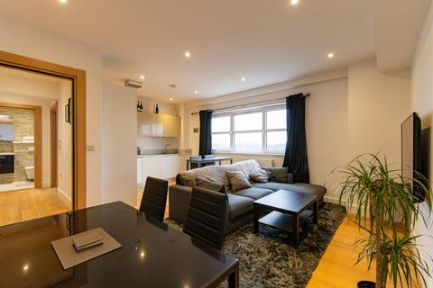 160 Croydon Road, Beckenham BR3 2 bed flat for sale