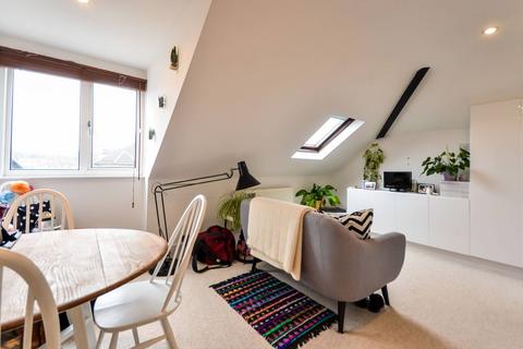 Cambridge Road, Bromley North... 1 bed flat for sale