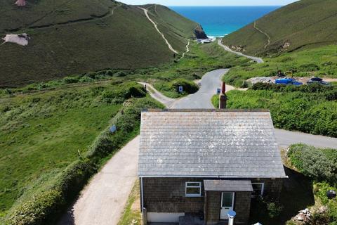 Chapel Porth, St. Agnes, TR5 0NS 3 bed detached bungalow for sale