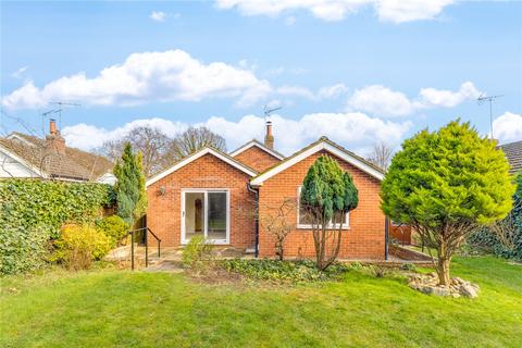 Raffin Close, Datchworth... 2 bed bungalow for sale