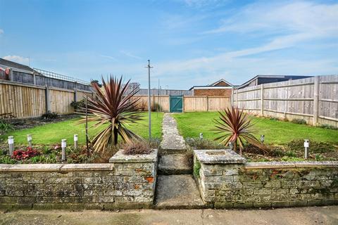 Kingfisher Drive, Eastbourne 2 bed semi