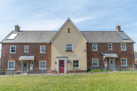 Owen Cole Close, Great Massingham, PE32 3 bed terraced house for sale