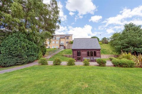 117 Townhead Road, Dore, Sheffield 2 bed apartment for sale