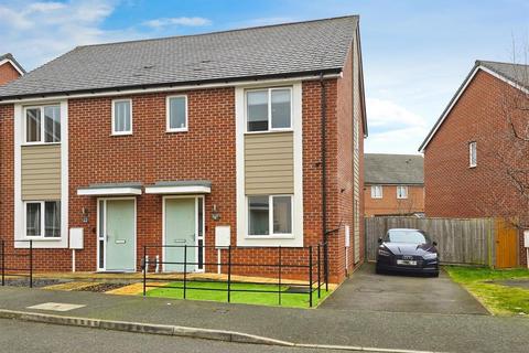 Arnfield Drive, Hilton, Derby 3 bed semi