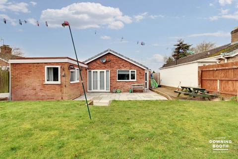 Leomansley Close, Lichfield WS13 3 bed detached bungalow for sale