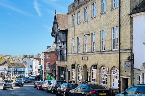 High Street, Arundel 2 bed apartment for sale