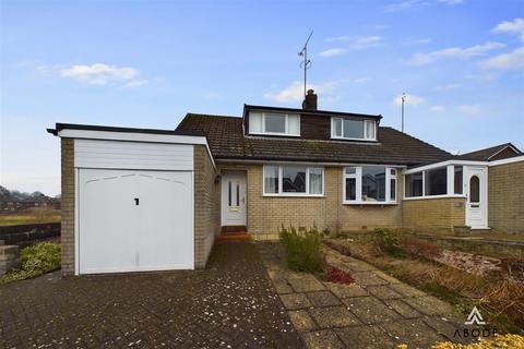2 bedroom semi-detached house for sale