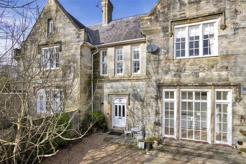 High Street, Cranbrook, Kent, TN17 3 bed apartment for sale
