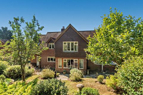 Bath Road, Midgham, Berkshire 5 bed detached house for sale