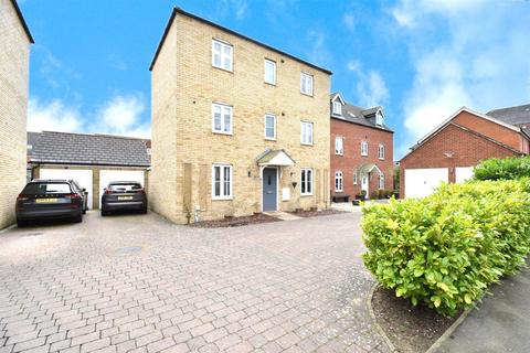 Mendip Way, Stevenage 4 bed detached house for sale