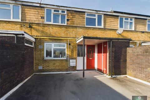 Furnace Parade, Furnace Green RH10 3 bed maisonette for sale