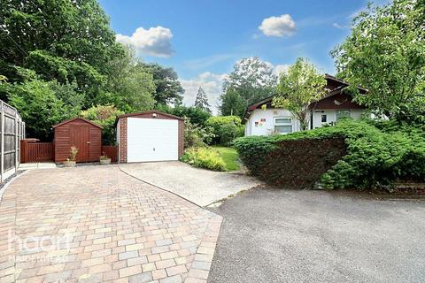 Forest Way, BRACKNELL 1 bed park home for sale