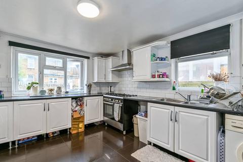 Romford Road, Forest Gate, London, E7 4 bed house for sale