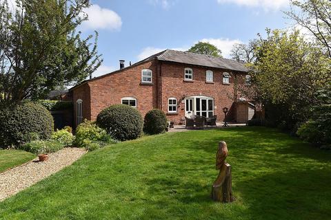 London Road, Allostock, WA16 4 bed barn conversion for sale