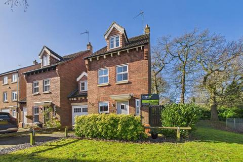 Laurel Court, Beverley, HU17 4 bed end of terrace house for sale