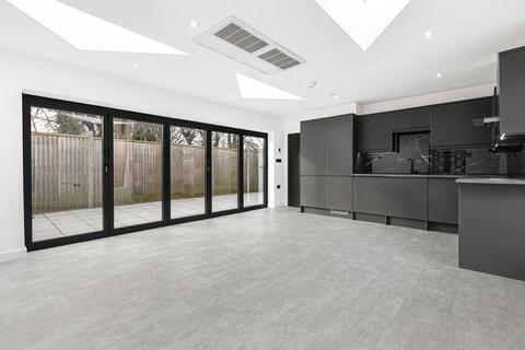 Conyers Road, London, SW16 2 bed bungalow for sale
