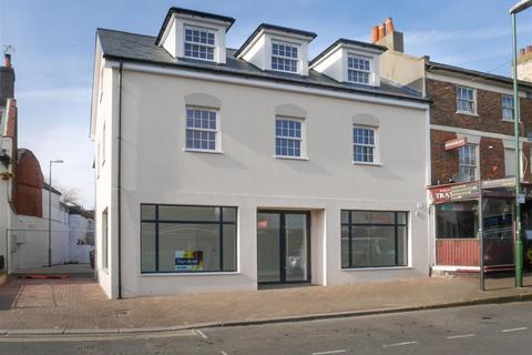 Surrey Street, Littlehampton BN17 Studio for sale
