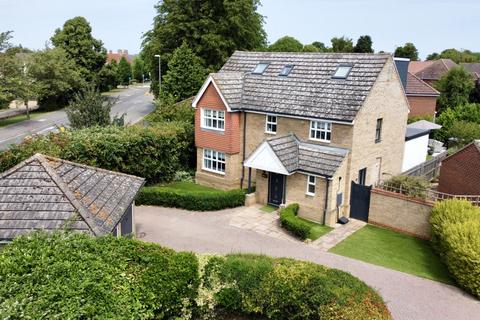 Williams Close, Ely, Cambridgeshire 5 bed detached house for sale