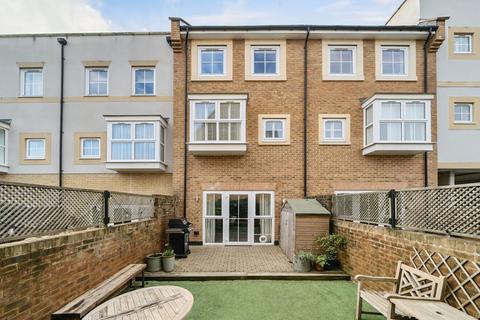Catteshall Lane, Surrey GU7 4 bed terraced house for sale