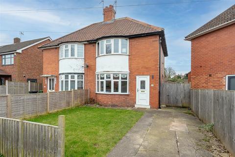 Wheatlands Grove, York, YO26 5NH 2 bed semi