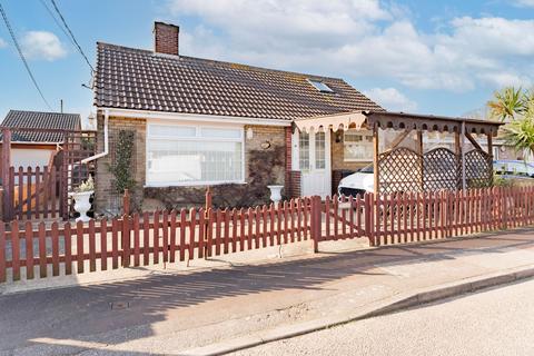 Willow Road, Pakefield 2 bed detached bungalow for sale