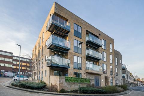 Bruce Grove, Orpington 2 bed apartment for sale