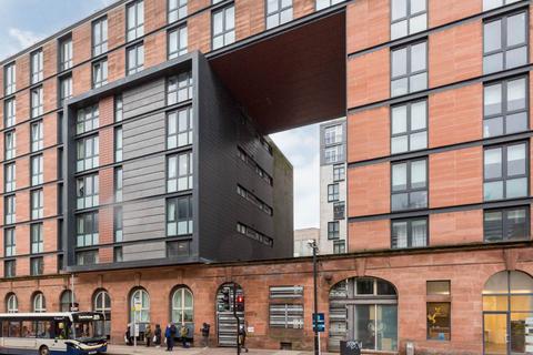 Oswald Street, Glasgow, 2 bed flat for sale