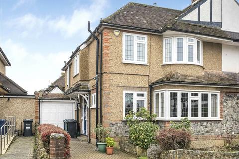 Oak Tree Drive, Totteridge, London, N20 5 bed semi