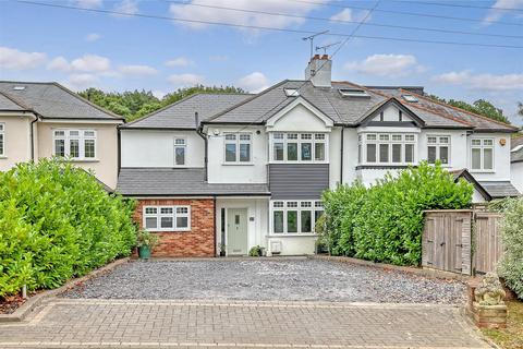 Well Lane, Stock, Ingatestone 4 bed semi