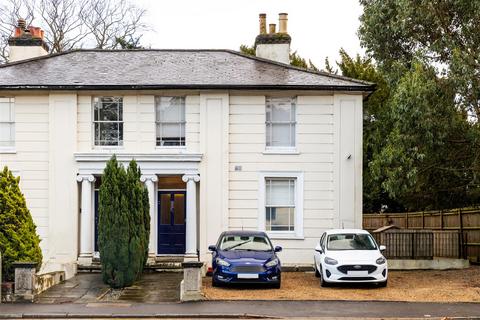 London Road, Redhill 1 bed flat for sale