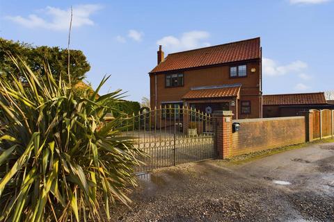 Magna Mile, Ludford, Market Rasen LN8 3 bed detached house for sale