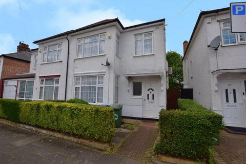 5 bedroom semi-detached house for sale