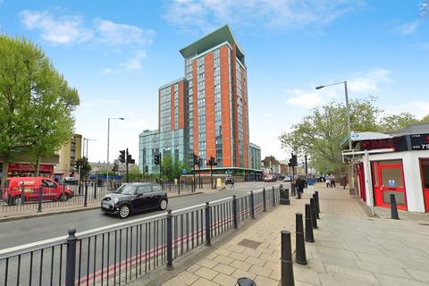 East India Dock Road, London E14 1 bed apartment for sale
