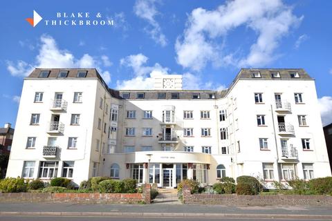 Oulton Hall, Marine Parade East... 3 bed flat for sale
