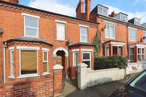 St. Catherines Grove, Lincoln 3 bed terraced house for sale