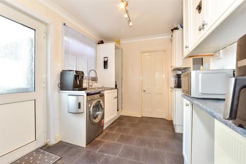 Queens Road, Aylesham, Canterbury, Kent 3 bed terraced house for sale