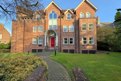Penthouse Apartment on Hawthorn Lane... 2 bed penthouse for sale